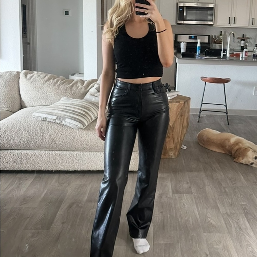 Abercrombie & Fitch Black Leather 90’s Relaxed Jean Ultra High Rise